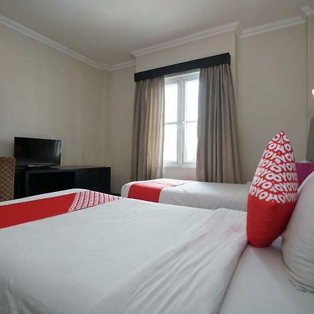 Capital O 1128 Hotel Imara Παλεμπάνγκ Εξωτερικό φωτογραφία