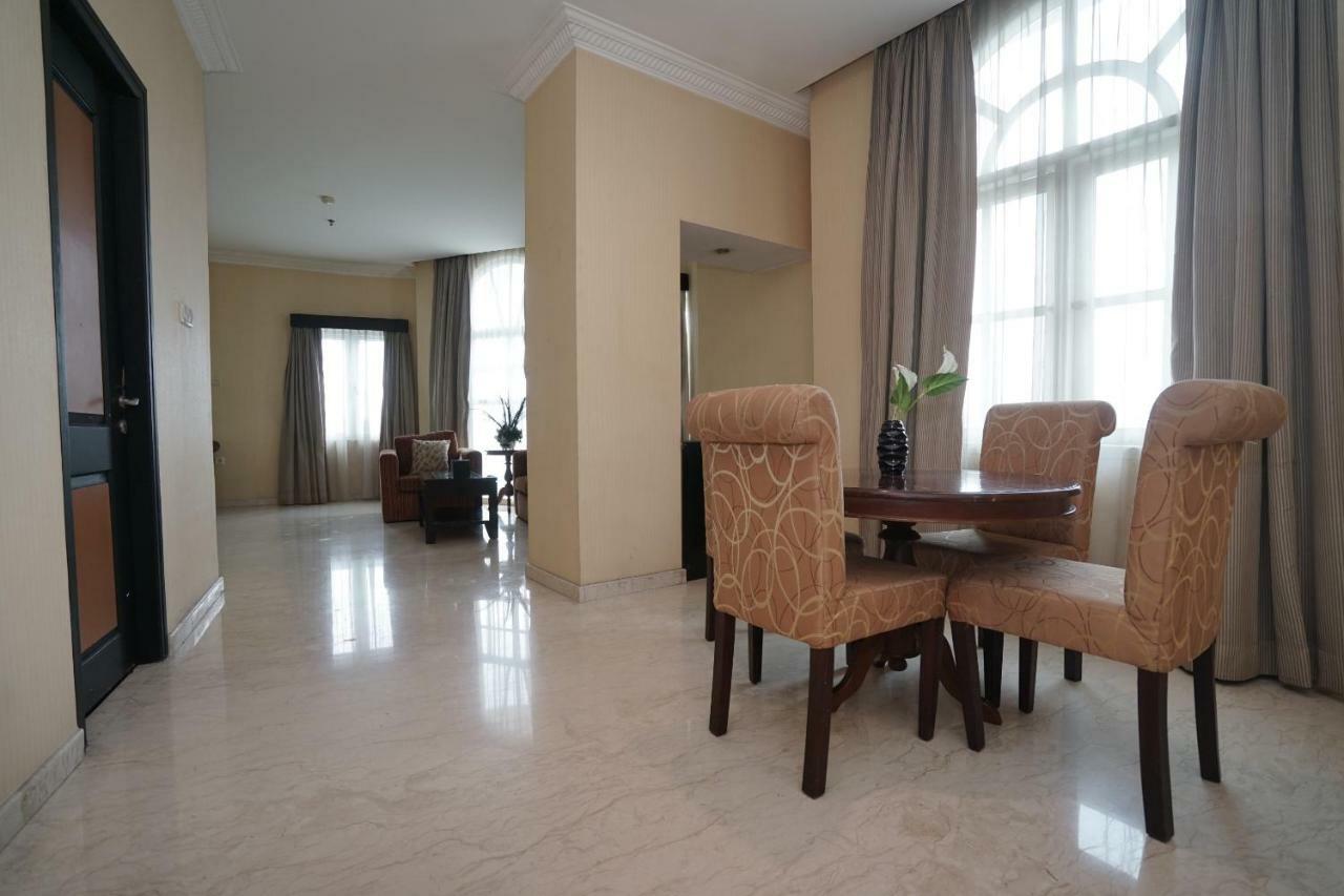Capital O 1128 Hotel Imara Παλεμπάνγκ Εξωτερικό φωτογραφία